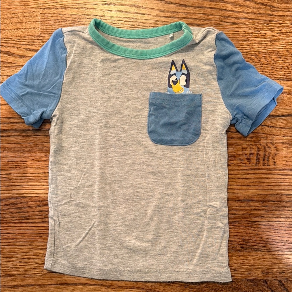 Little Sleepies Bluey Play line t shirt 2T